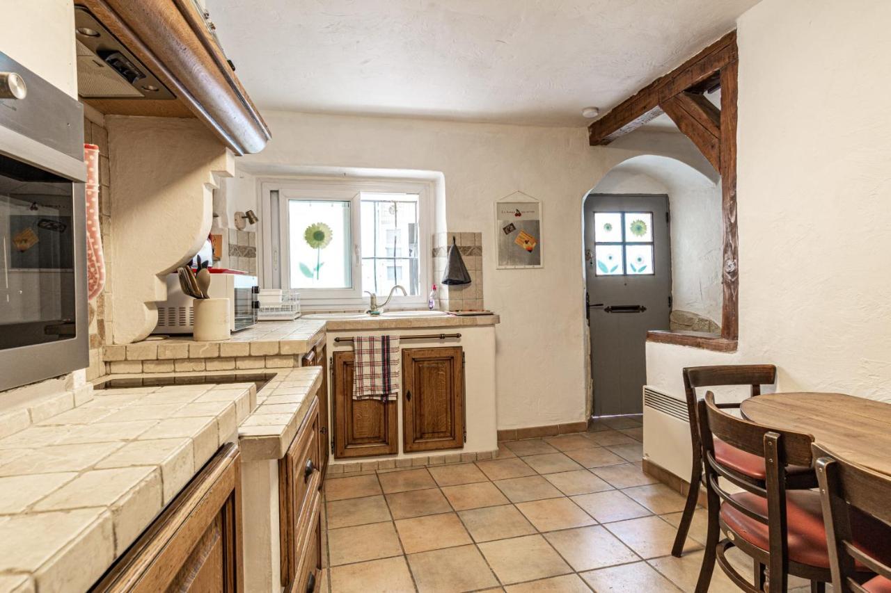 Maison De Village Au Coeur De ลีล-ซูร์-ลา-ซอร์ก ภายนอก รูปภาพ